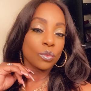 Meet your Posher, Tewanda